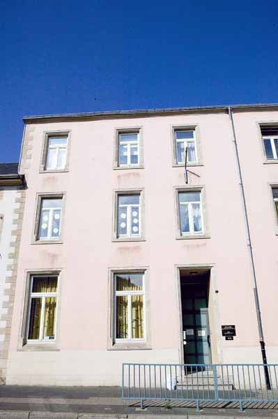 Eglise rue de l' 2004 06 001