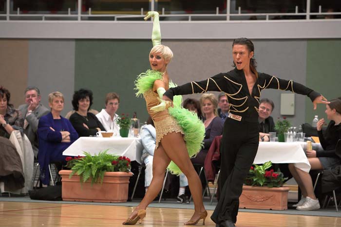 danse2006040072