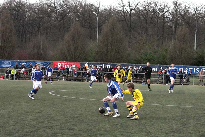 fola100_2006040229