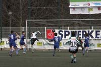 fola100_2006040173