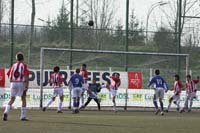 fola100_2006040239