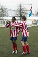 fola100_2006040142