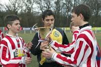 fola100_2006040143