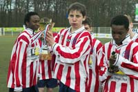 fola100_2006040144
