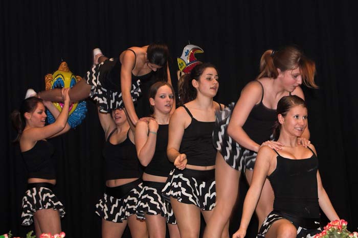 fues_revue2006030045