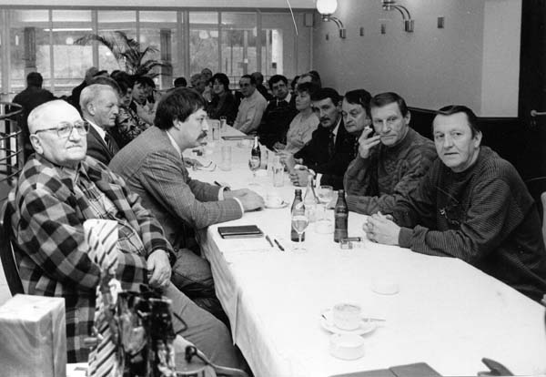 assembleegen1995001restkennedy