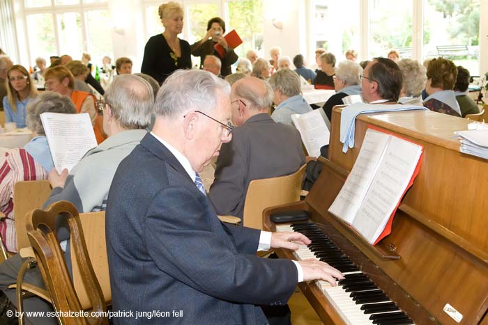 20080924serviorfetegr#C0733