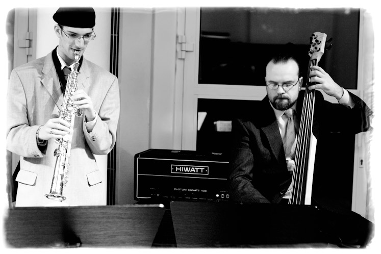 20091127_jazz_cafeteria_038