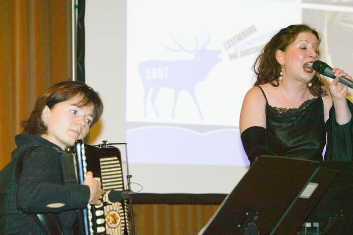 eschimpress200702029