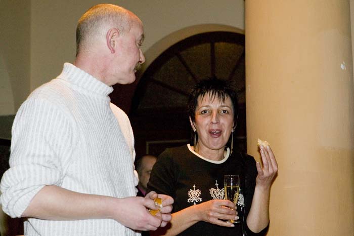 eschimpress200702064