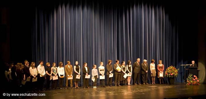 20071204theatreremisediplomes044