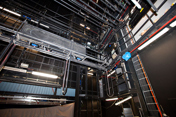 20100227_theatre_renovation_001