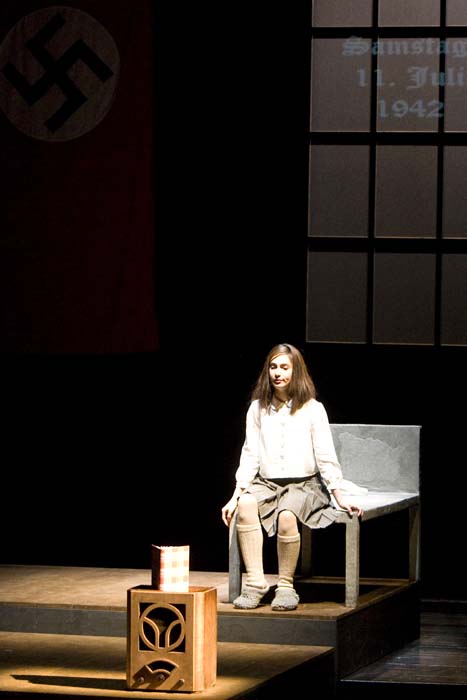 annefrank20071025003
