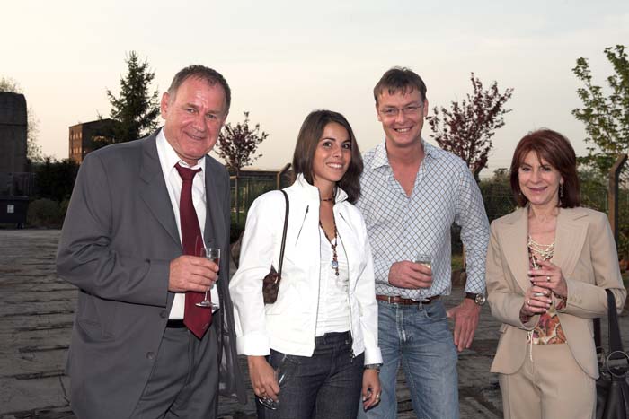 mond100ans200605010c
