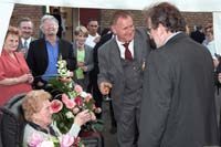 mond100ans200605001a