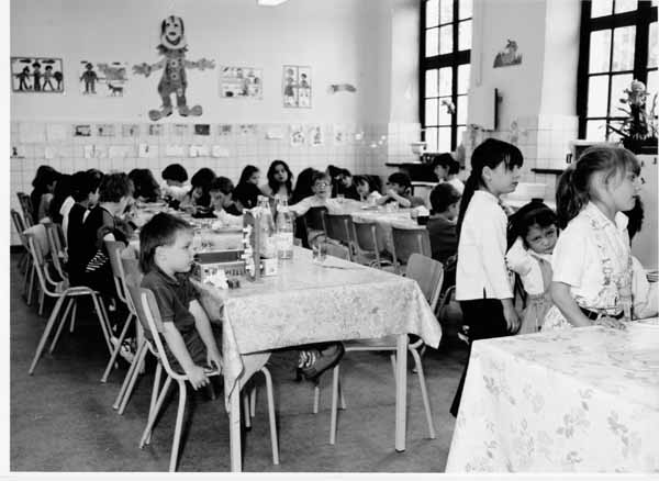 Ecole montagne de l' 1996 04 ancien lycee de jeunes filles