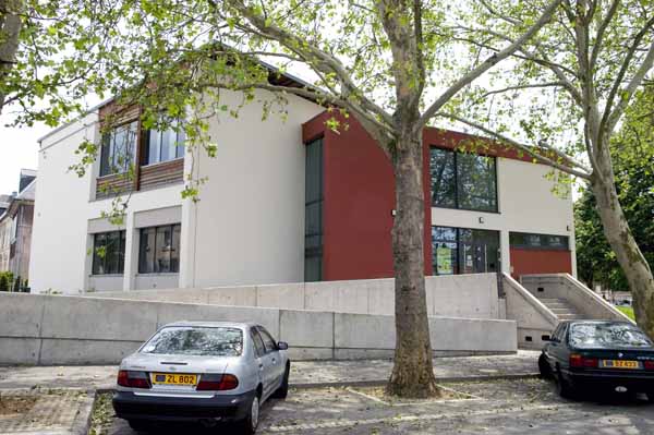 Jaures 2004 06 001