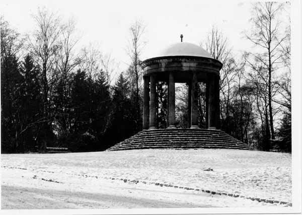 Belvedere 1980 02