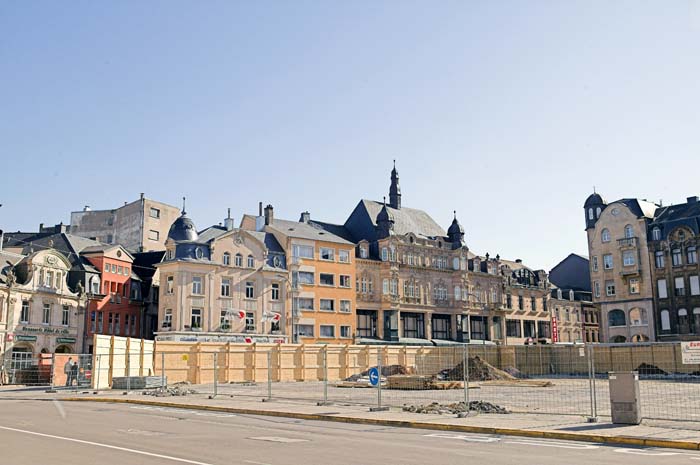 hoteldevilleplace200504001