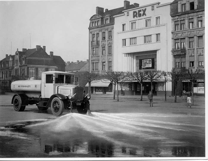 Brill place du 02