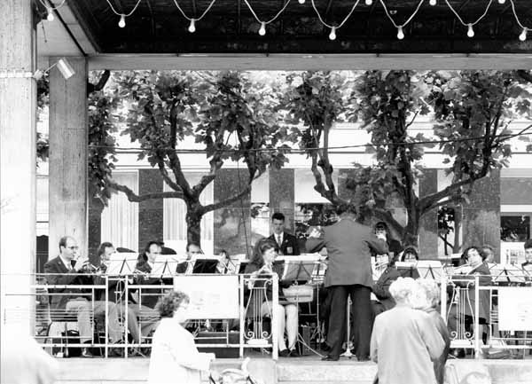 Inauguration nouv rue de l'Alzette 1996 016