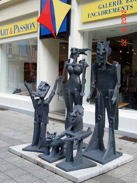 alzetterue200208 001