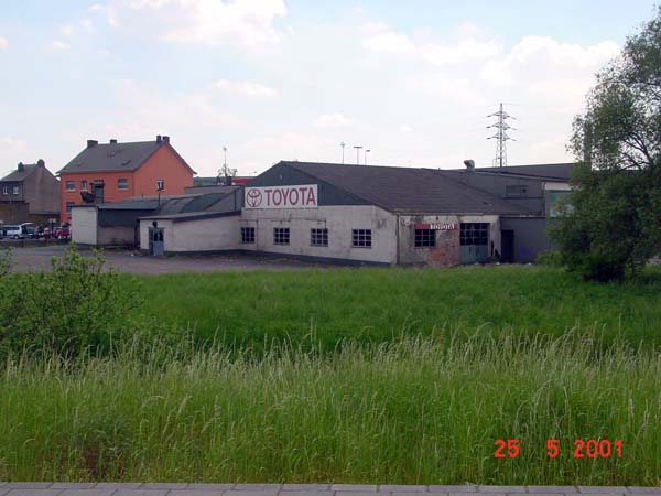 gaulleruehenrikochinteressenverein20010525