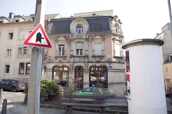 grandrue200504002
