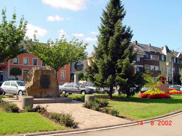 grobirchenplace200208