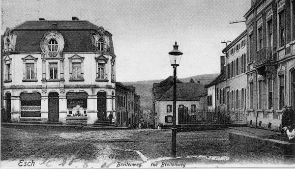 Large rue 1902 01