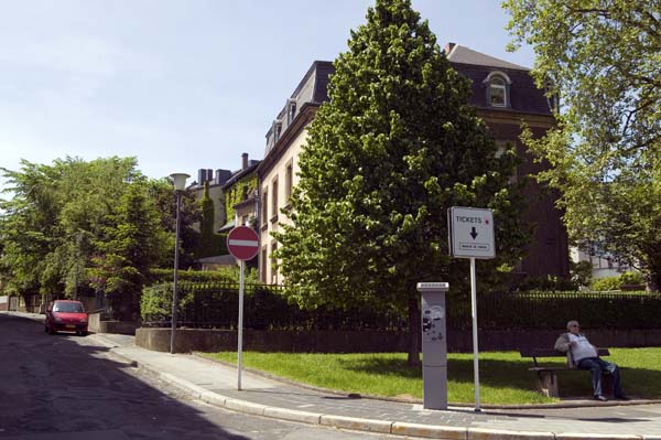 rempartsrue200505001