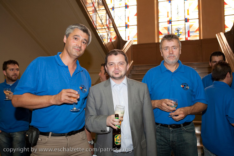 20090526_90ans_araesch_remisecheque_010