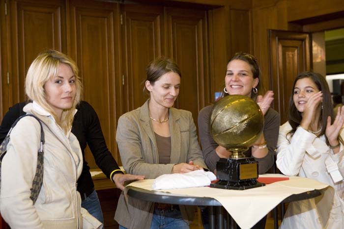 dameschampionlux200705014