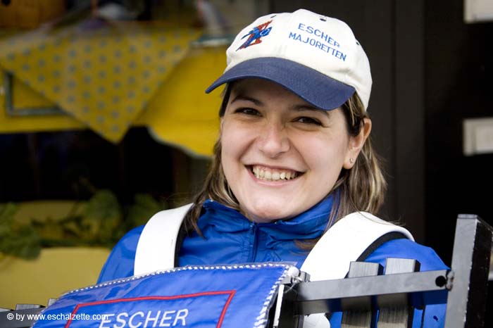20080315eschermajorettenhaemmelsmarsch029