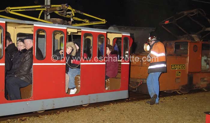 20061204stebarbedhoil016