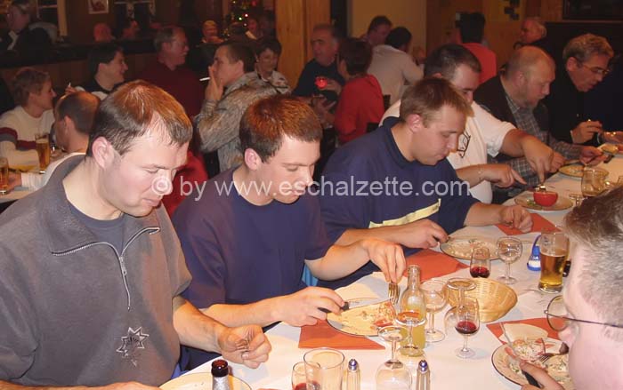 20061204stebarbedhoil035